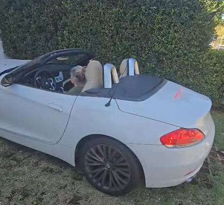 BMW Z4 2.5 I6 GASOLINA SDRIVE23I AUTOMÁTICO BMW Z4 2.5 I6 GASOLINA SDRIVE23I AUTOMÁTICO